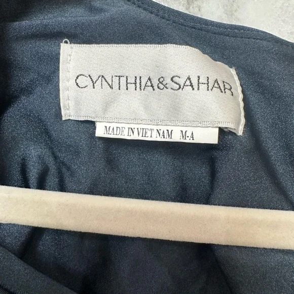 Cynthia + Sahar Yasmeen CS102 Mermaid Satin Gown Midnight Blue M NWT Dress